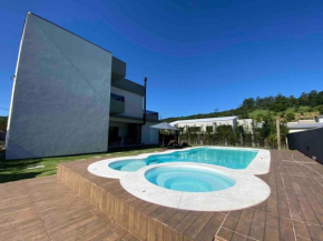 Casa Alto Padrão em condomínio fechado